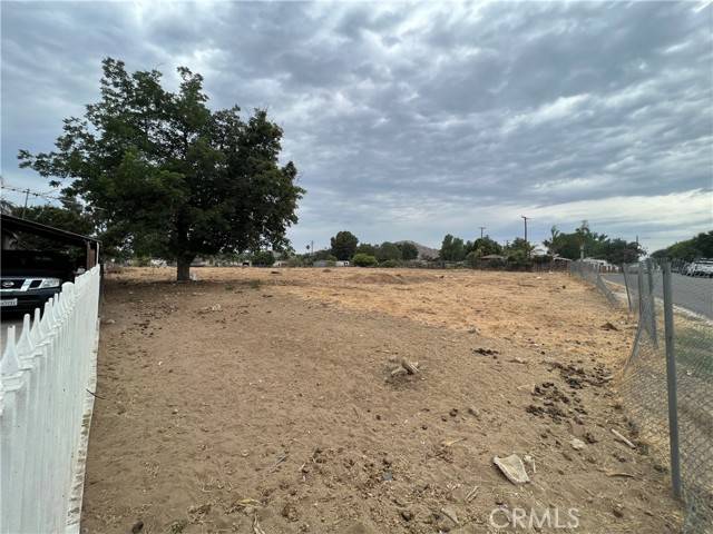 Jurupa Valley, CA 92509,0 42nd