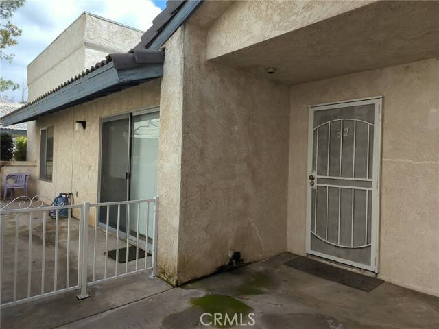 Highland, CA 92346,7001 Church Avenue #32