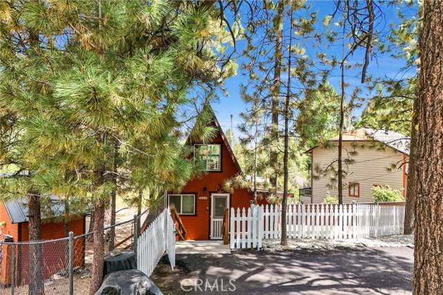 Wrightwood, CA 92397,1830 W Ash Road