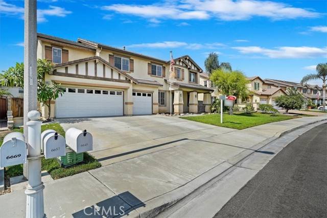 Eastvale, CA 91752,6657 Moonriver Street