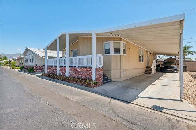La Verne, CA 91750,2755 Arrow Highway #120