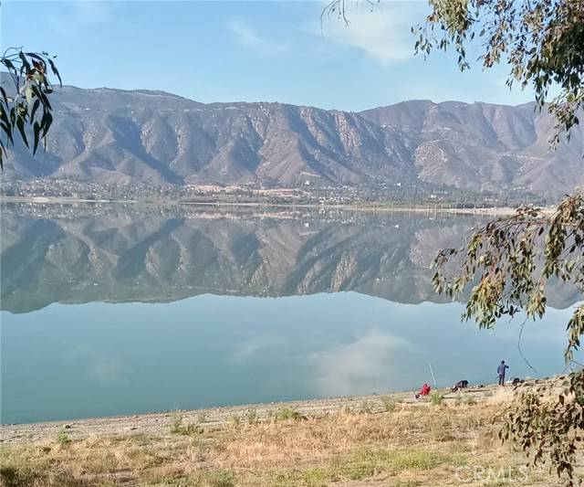 Lake Elsinore, CA 92530,15660 Laguna Avenue