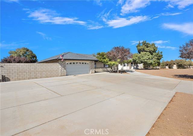 Phelan, CA 92371,8424 Cedar Court