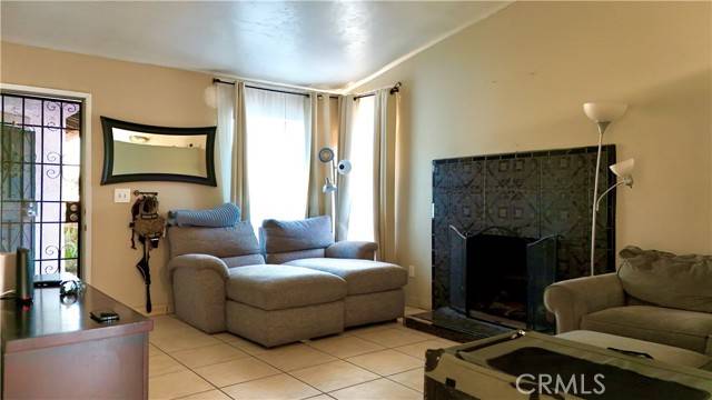 Rialto, CA 92376,1364 N Park Avenue