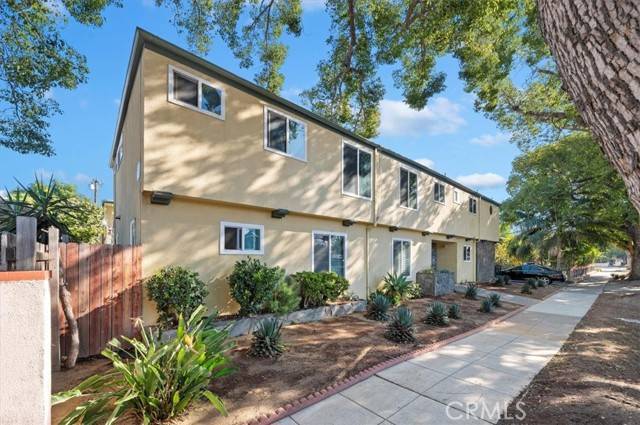 Santa Ana, CA 92701,611 S Orange Avenue #2