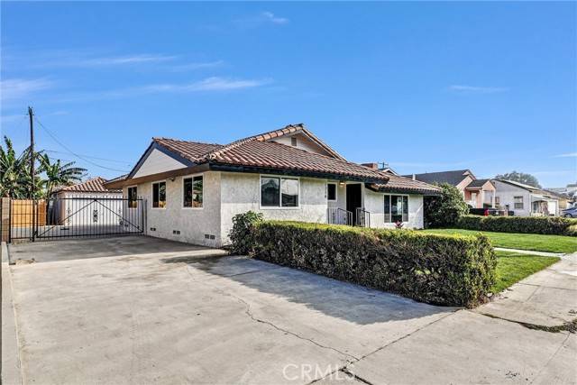 Compton, CA 90222,1716 N Grandee Avenue