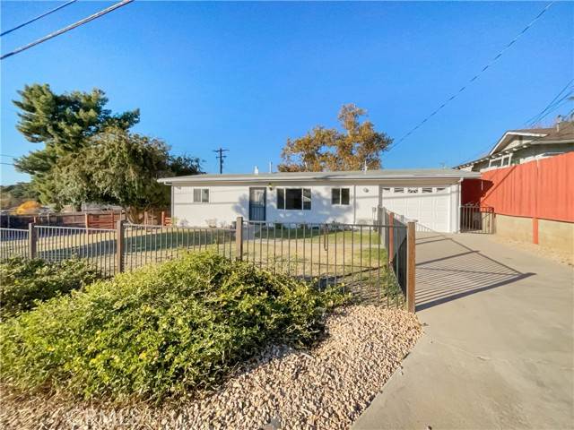 Yucaipa, CA 92399,35368 Acacia Avenue