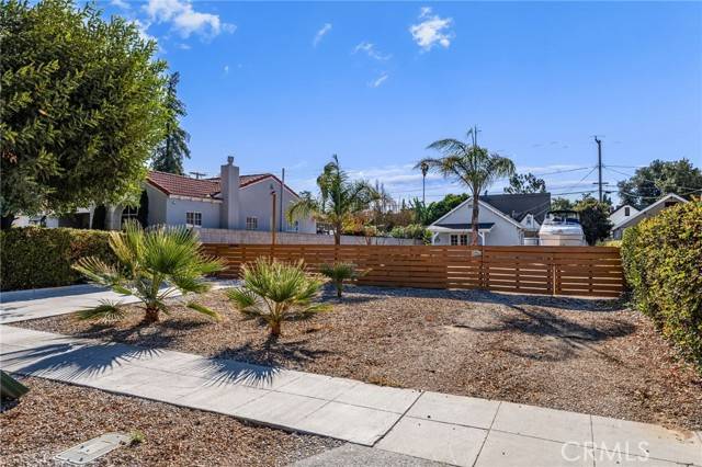 Riverside, CA 92506,4554 Merrill Avenue