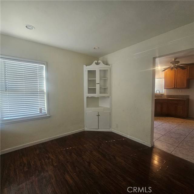 Compton, CA 90221,401 E Elm Street