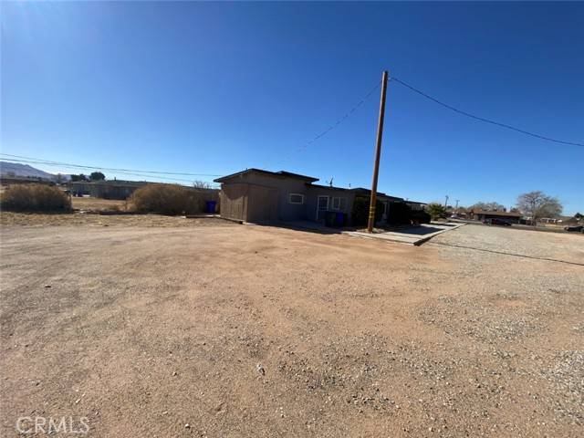 Apple Valley, CA 92308,13193 Navajo Road #3