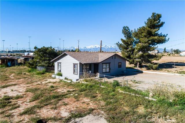 Victorville, CA 92392,13185 Aster Road
