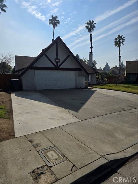 Riverside, CA 92503,9262 Agave Place