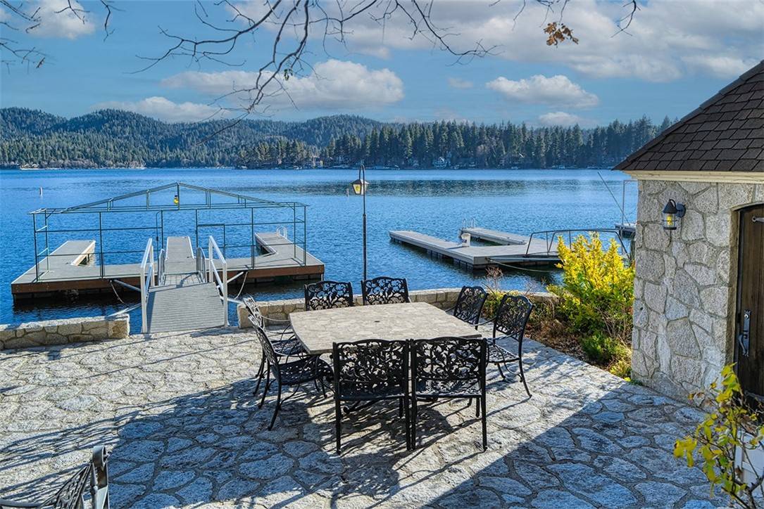 Lake Arrowhead, CA 92352,28061 North Shore Road