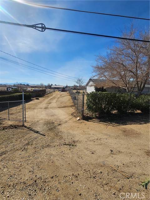 Hesperia, CA 92345,16747 Manzanita Street