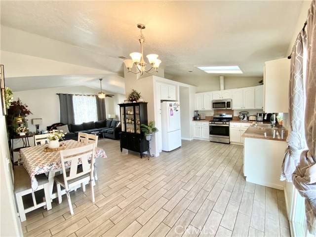 Victorville, CA 92395,13653 2nd Avenue