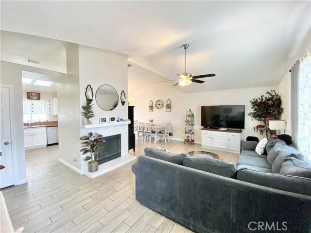 Victorville, CA 92395,13653 2nd Avenue