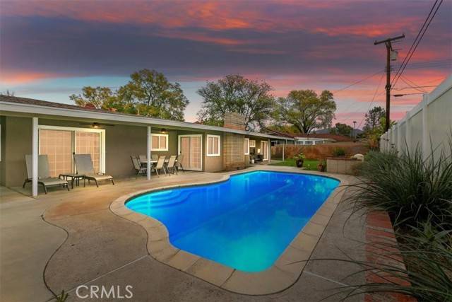 Riverside, CA 92506,2372 Elsinore Road
