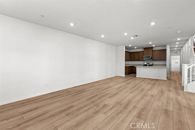 Ontario, CA 91761,4262 S Hermosa Paseo