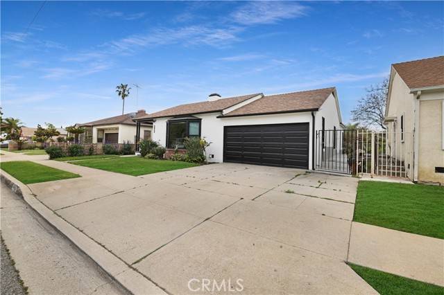 Los Angeles, CA 90056,5853 S La Brea Avenue