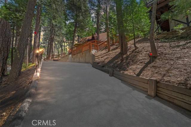 Lake Arrowhead, CA 92352,306 Dolly Varden Drive