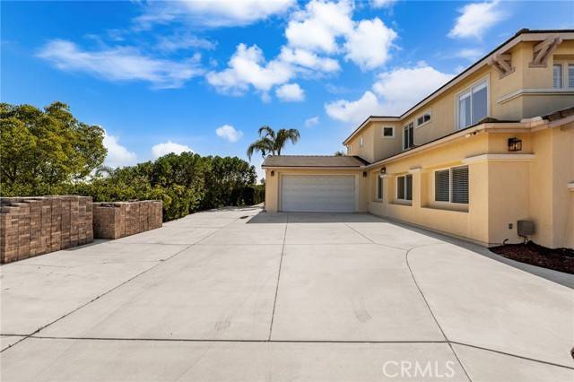 Riverside, CA 92504,18660 Sunset Knoll Drive