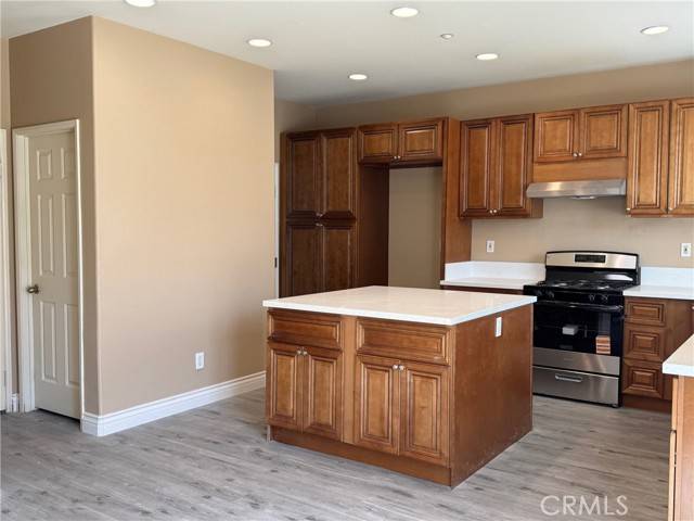 Fontana, CA 92336,6927 Tailwind Lane