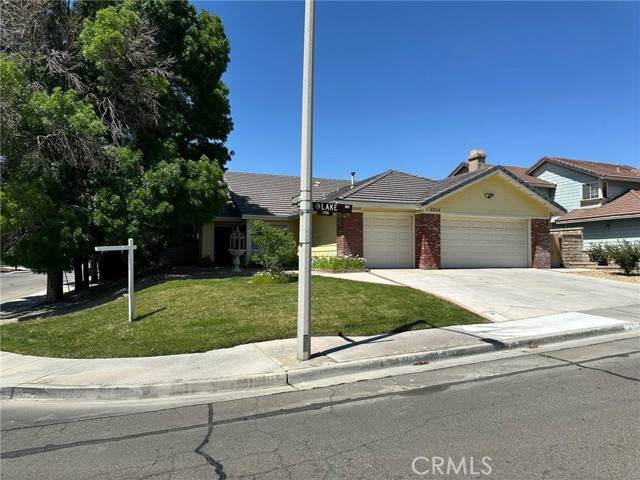 Lancaster, CA 93534,1715 Lake Way