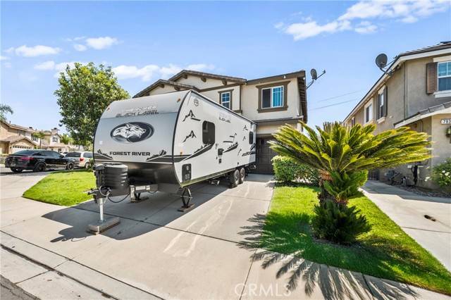 Fontana, CA 92336,7925 Hemingway Court