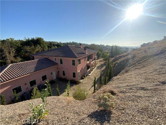 Riverside, CA 92506,17190 Small Canyon Lane