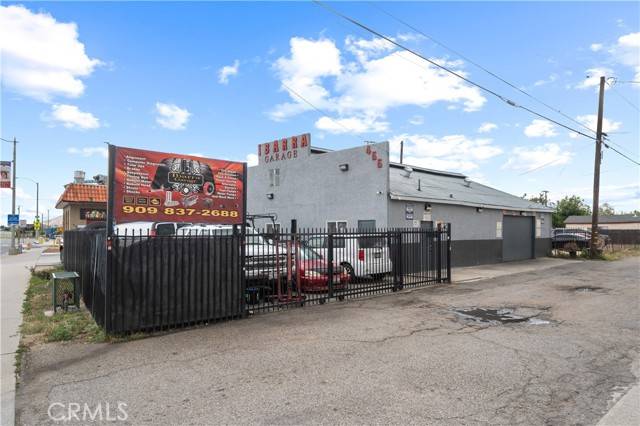 Colton, CA 92324,455 S La Cadena Drive