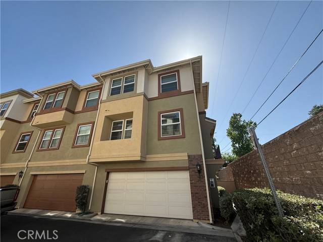 Claremont, CA 91711,194 Principia Court