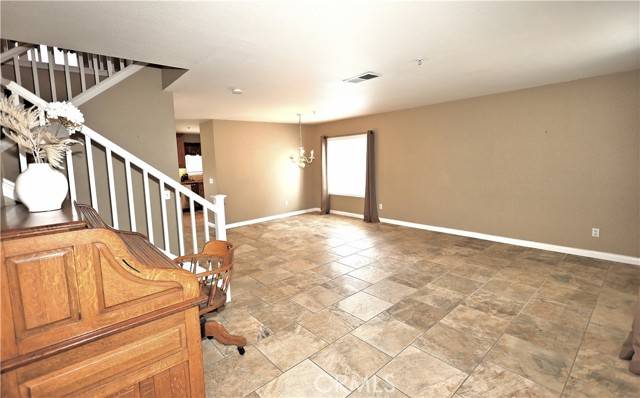 Fontana, CA 92336,5825 Opal Court