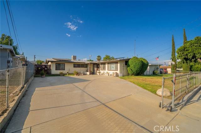 Rialto, CA 92376,618 E 2nd Street