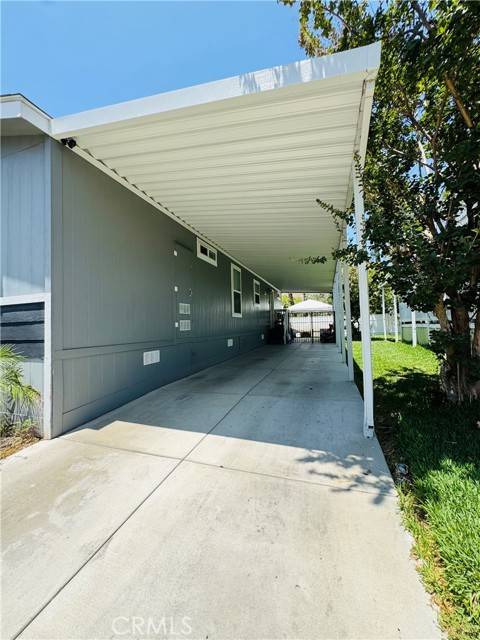 Colton, CA 92324,2851 S La Cadena Drive #125
