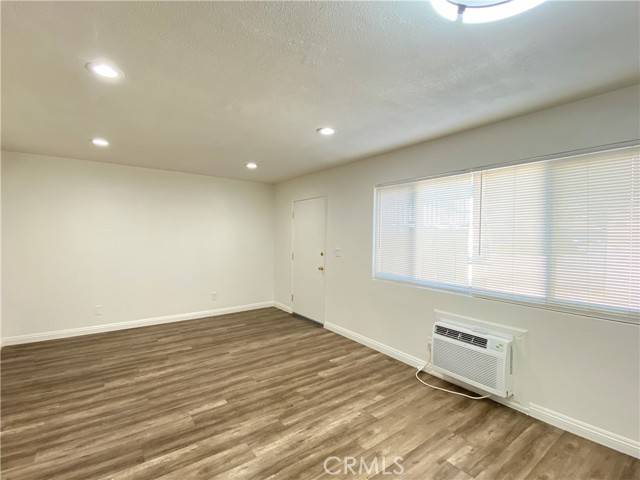 Glendora, CA 91740,414 E Route 66 #1