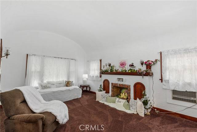 Redlands, CA 92373,24 N Buena Vista Street