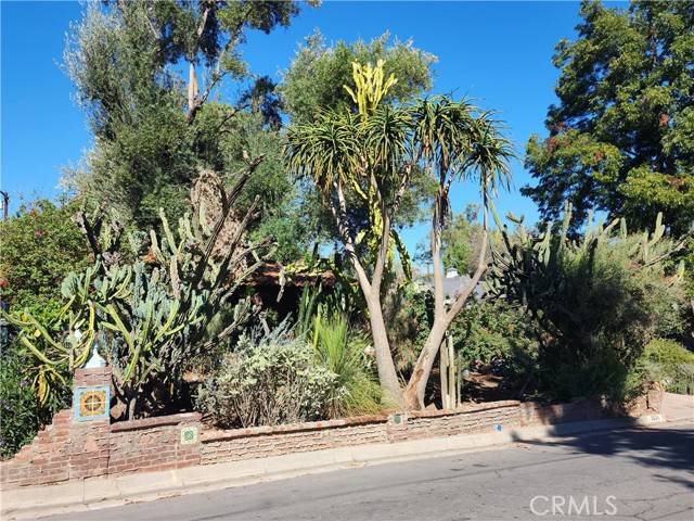 Riverside, CA 92501,3221 Redwood