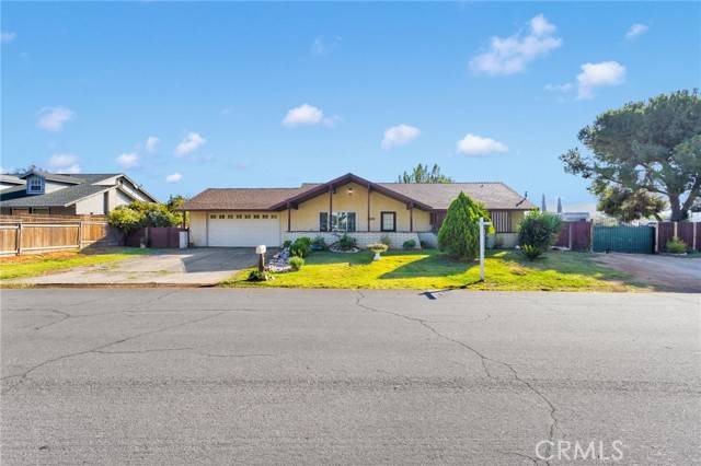 Jurupa Valley, CA 92509,4694 Filly