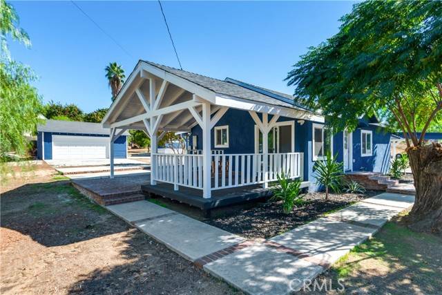 Riverside, CA 92504,16672 Mockingbird Canyon Road