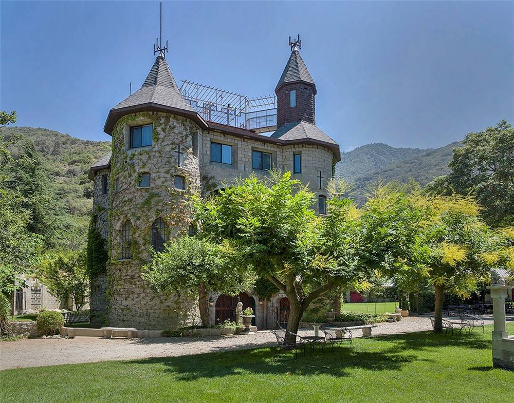 Yucaipa, CA 92399,38838 Birch Creek