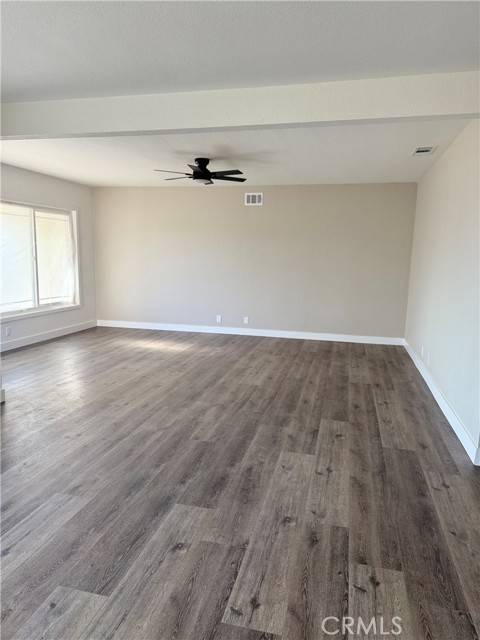 Hemet, CA 92543,880 S State