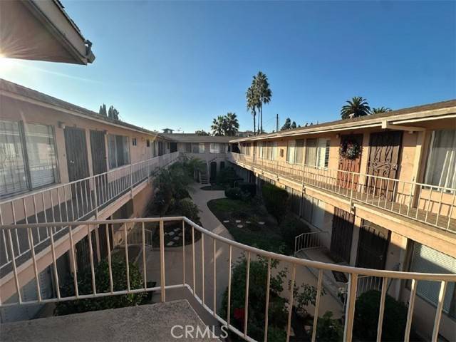 Long Beach, CA 90802,527 Cedar Avenue #2C