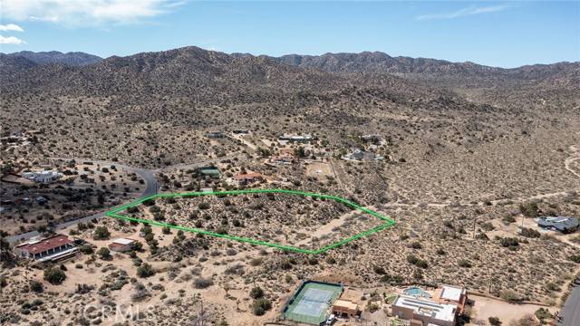 Yucca Valley, CA 92284,9486 Carmelita Circle