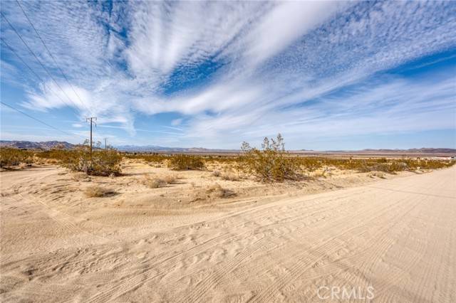 Joshua Tree, CA 92252,0 Copper Mountain Rd Road