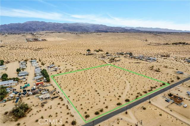 Twentynine Palms, CA 92277,0 Raymond Way