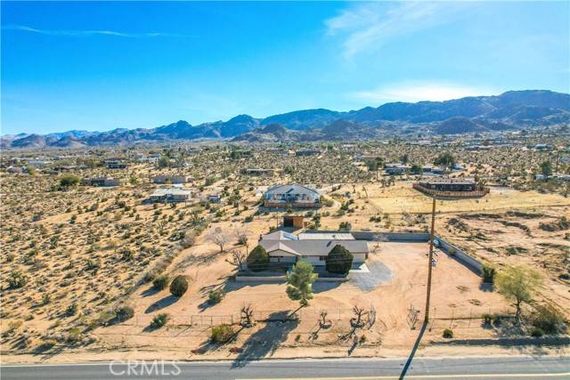 Joshua Tree, CA 92252,61415 Alta Loma Drive