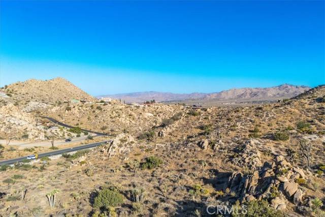 Yucca Valley, CA 92284,596 Buena Suerte Road