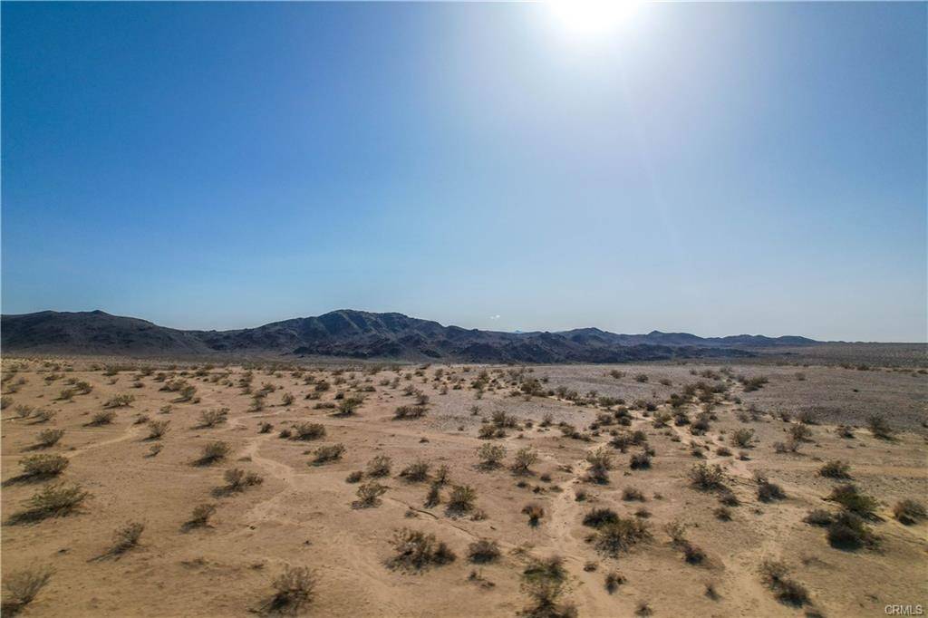 Twentynine Palms, CA 92277,123 Valle Vista