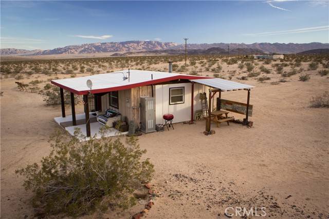 Joshua Tree, CA 92252,66488 Pole Line Road