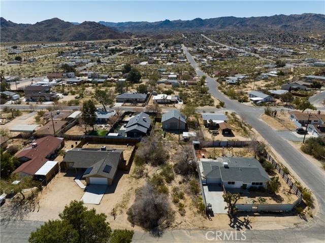 Joshua Tree, CA 92252,61921 Oleander Drive